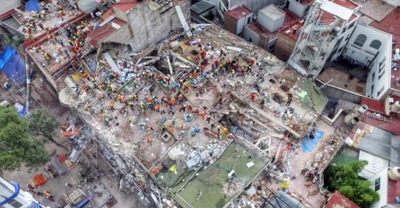 Sedmi dan nakon potresa u Meksiku spasioci nastavljaju pretraživati ruševine