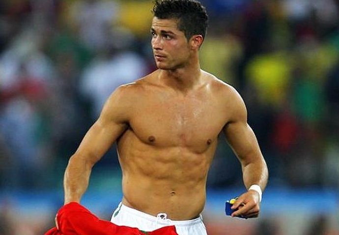 RIJEŠEN MISTERIJ: Razlog zbog kojeg se Cristiano Ronaldo odbija tetovirati će vas iznenaditi!