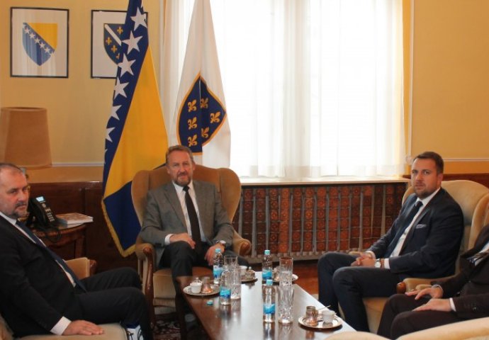 Izetbegović primio gradonačelnika Sarajeva Skaku i direktora Tanovića