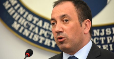 Crnadak: BiH neće ni razmatrati odluku o priznanju Kosova