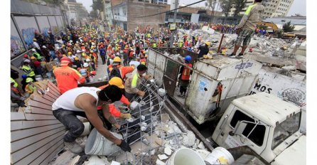 Meksički i međunarodni timovi ujedinjeni u pomaganju žrtvama zemljotresa