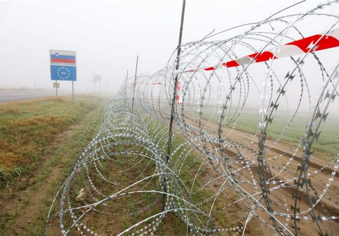 Slovenija u borbi protiv IMIGRANATA- Bodljikava žica postavljena na 113km duž graničnih prelaza