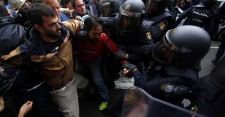 Španske vlasti: Povrijeđeno devet policajaca i dvojica gardista