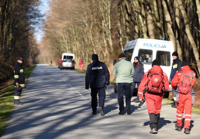 MISTERIOZNA SMRT: Pronađen leš muškarca u raspadajućem stanju u šumi