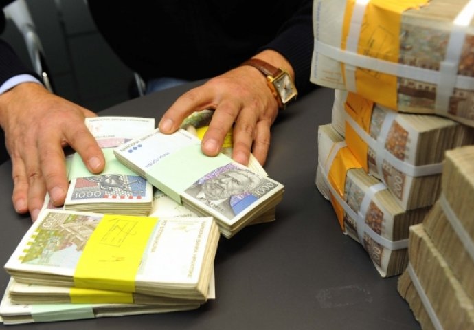 RS se kod beogradske banke zadužuje za 50 miliona KM