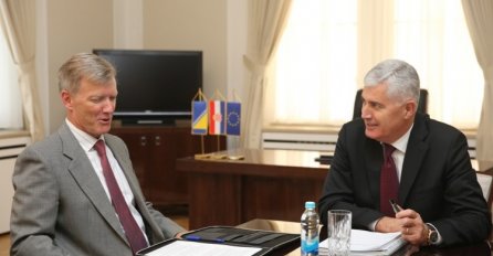 Čović i Berton razgovarali o političkoj situaciji u BiH
