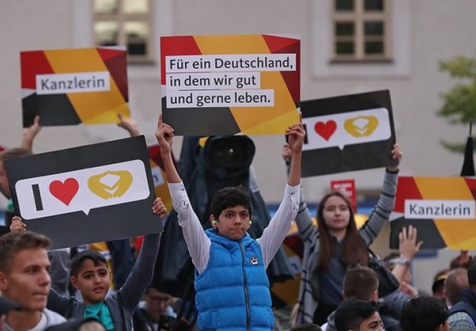 POSTIGNUT DOGOVOR: Njemačka će primati do 200 hiljada izbjeglica godišnje