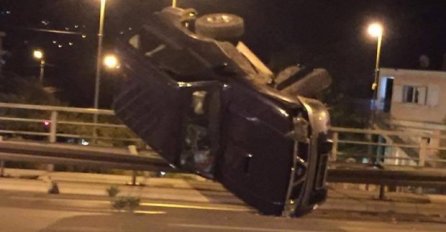 OVAKAV UDES SE NE PAMTI NA NAŠIM PUTEVIMA: Najjezivija saobraćajna nesreća (FOTO)