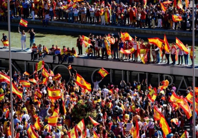 Uoči govora Puigdemonnta pojačano policijsko prisustvo u Barceloni