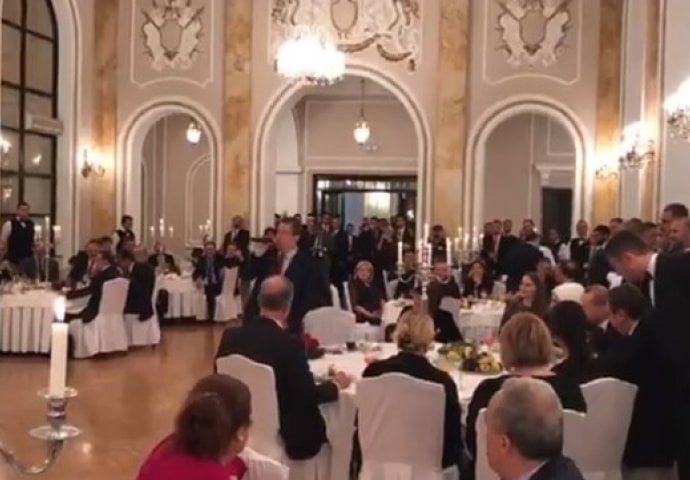 SAMO NA BALKANU: Dačić pjevao Erdoganu na turskom, Vučić umirao od smijeha (VIDEO)