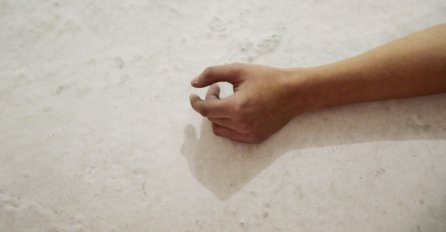 OBJESILI 17-GODIŠNJAKA: Pucao KALAŠNJIKOVOM po školi, pa ubio 5 učenika i zaštitara!