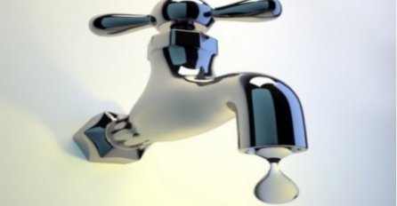 Protesti zbog nestašice vode danas pred zgradom Vlade Kantona Sarajevo