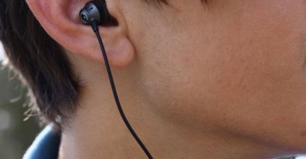 PUNE SU BAKTERIJA I MOGU IZAZVATI UPALE UHA: Uz ove savjete očistite slušalice za mobitel bez nanošenja štete