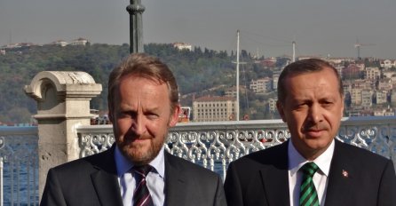 Izetbegović: Moj otac je brigu o BiH u amanet ostavio Erdoanu