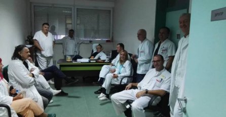 NASTAVLJA SE DRAMA U ZVORNIČKOJ BOLNICI: Stigla i policija! (VIDEO)