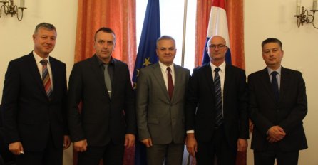 Zvonko Milas održao sastanak s predstavnicima Hrvata iz Jajca