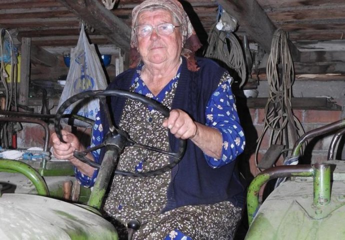 NAKON TRAGIČNE SMRTI SINA JEDINCA: "Vozila sam traktor punih 40 godina i to kako bih preživjela"