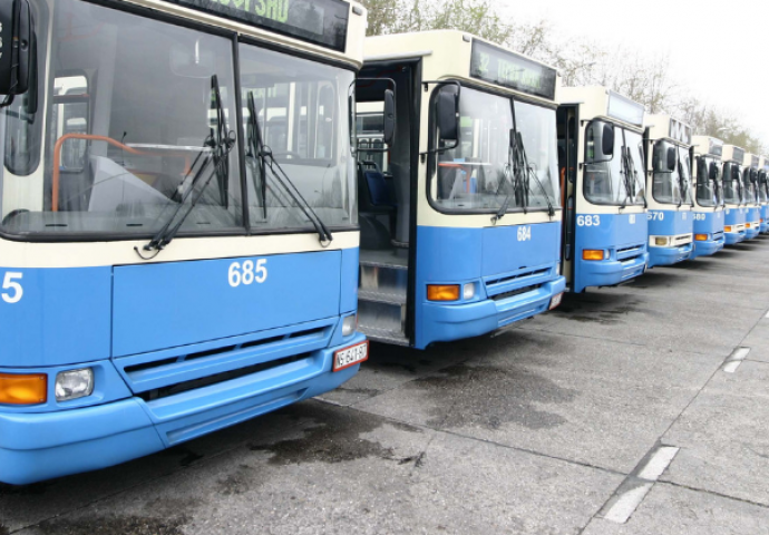 Kupljeni autobusi stariji od uništenih