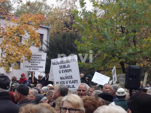 22833378-1171721246294688-736070067-o