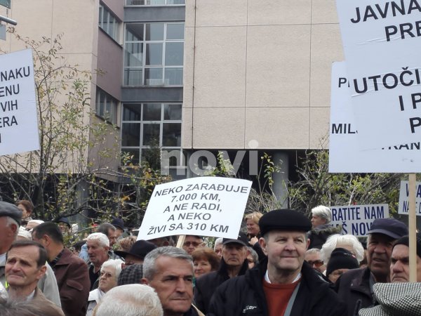 22850125-1171721152961364-91854861-o