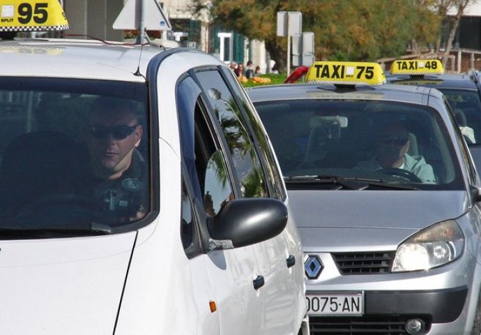 BESPLATNA VOŽNJA: Taksisti će besplatno voziti građane, a posebno pozivaju starije, nemoćne i porodice s malom djecom 