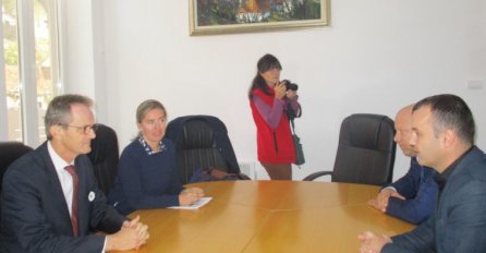 Holandski ambasador u posjeti Srebrenici