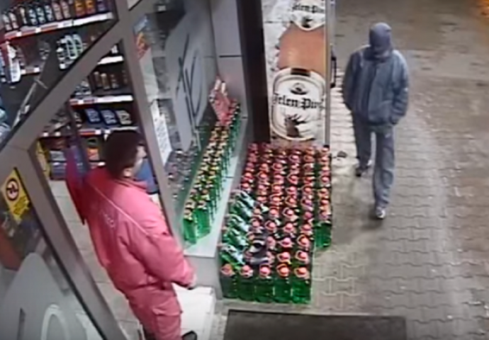 Pljačkaš prvo opljačkao benzinsku stanicu a onda se desilo nešto jako čudno (VIDEO)