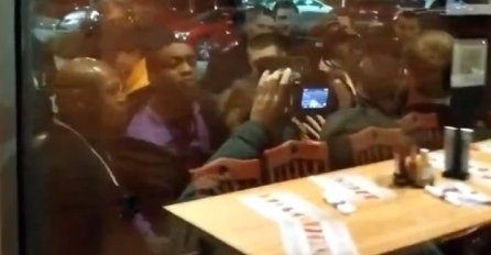 Neonacisti napali par u SAD-u, udarili ženu šakom u glavu:'Još umirem od straha'(VIDEO)