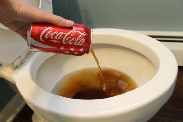 clever-ways-to-use-coca-cola-to-clean-your-home-0-622x415