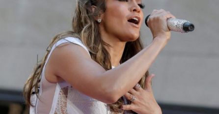 TEŠKI DANI ZA NJU  Jennifer Lopez progovorila nakon 14 godina: 'Bila sam uništena i mislila da sam ja kriva'