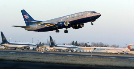 Zbog sukoba putnika i osoblja avion se vratio u Peking 