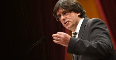 Katalonski lider Carles Puigdemont  se predao policiji