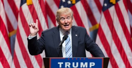 Trump: Diktatori ne smiju potcijeniti Ameriku