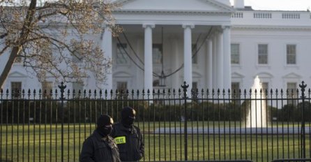 PANIKA: Muškarac uhapšen zbog PRIJETNJI da će UBITI SVE BIJELE POLICAJCE u Bijeloj kući