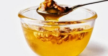 Moćna kombinacija za savršeno zdravlje: Med i orasi za potenciju i imunitet  