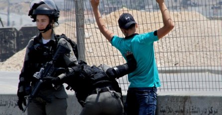 Izraelci uhapsili osam Palestinaca u racijama tokom noći