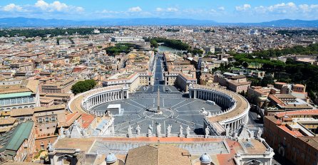 PROFIT 10 MILIONA EURA: Vatikan obustavlja prodaju cigareta