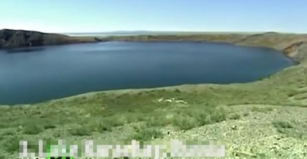 UBIJA ZA SAT VREMENA: Ovo jezero izgleda kao IZ RAJA, a zapravo je NAJSMRTNONOSNIJE mjesto na svijetu!