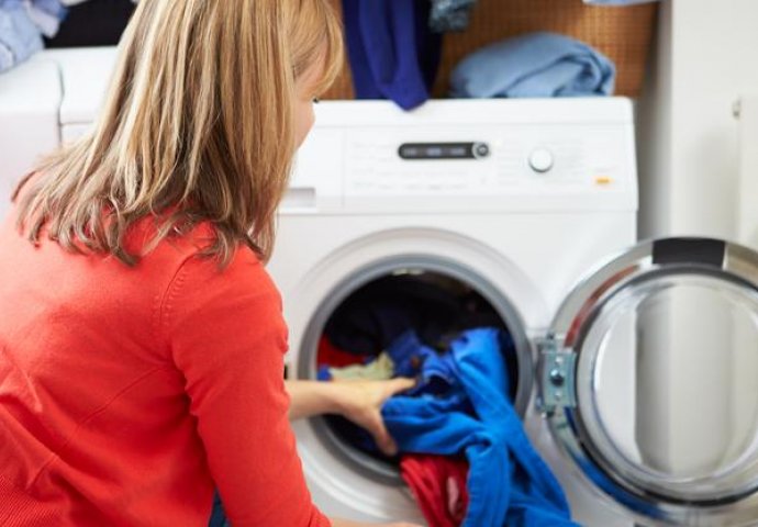 Ove navike kod pranja uništavaju odjeću: IZBJEGNITE IH!