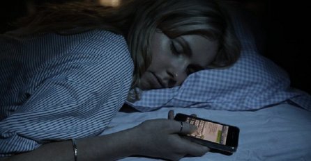 Redovno je spavala sa mobitelom kraj sebe, SADA TRPI UŽASNE POSLJEDICE!