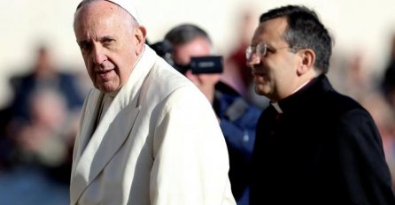 PAPA FRANJO UPOZORIO CIJELI SVIJET: Nuklearno oružje će imati KATASTROFALNE EFEKTE 