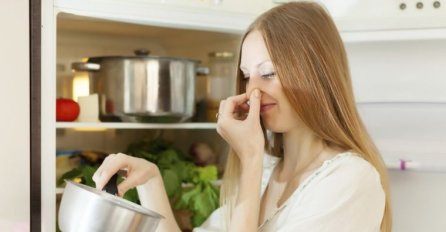 POTPUNO PRIRODNO: Uklonite neugodne mirisa iz frižidera pomoću ovih trikova