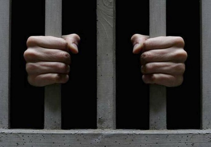 JEZIVO ZLOSTAVLJANJE U ZATVORU: Cimeru čupali zube kliještima, on sve trpio i šutio!