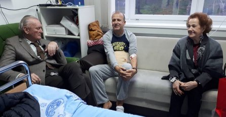 Supružnici Osim u UKC Tuzla posjetili Sakiba Malkočevića
