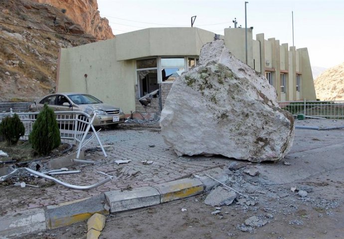 NOVI BILANS: U potresu u Iraku i Iranu poginulo 445 ljudi