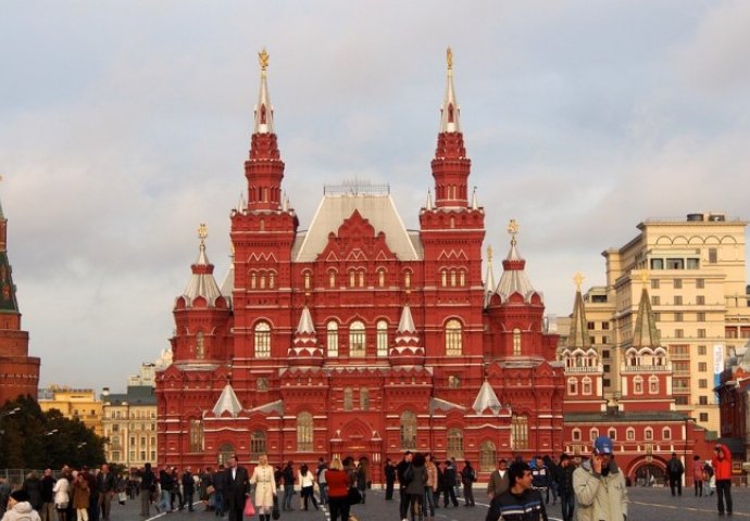 Moskva imala 500 lažnih bombaških prijetnji, evakuirano 250.000 ljudi