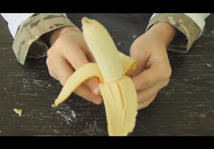 Banane cijeli život  gulite pogrešno: Pogledajte kako i zašto!