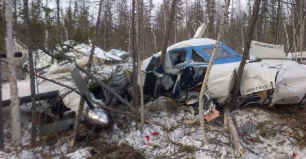 Trogodišnja djevojčica jedina preživjela pad aviona u istočnom Sibiru