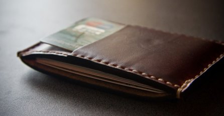 Trik da nikada ne izgubite novčanik: Ovo je jedina stvar koju treba da držite u njemu! (FOTO)