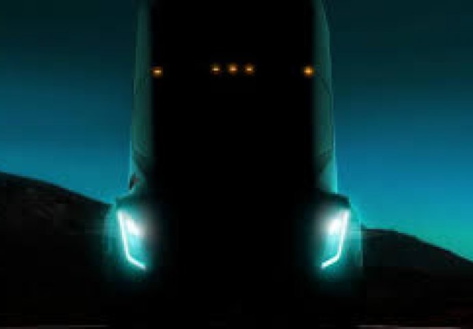 Tesla predstavio svoj kamion sa jednim punjenjem baterija može preći 800 kilometara